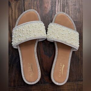 Glaze Women's Pearl Embellished Sandals